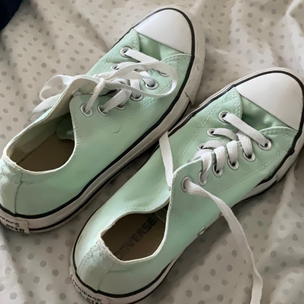 teal converse